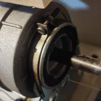 دستگاه واکس کفش برقی بدون محفظه. نو