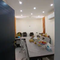 استخدام مشاور مبتدی و حرفه ای خانوم