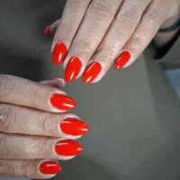 ارائه خدمات ناخون
