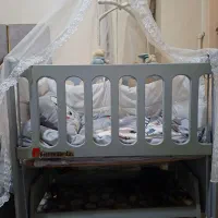 تخت نوزاد