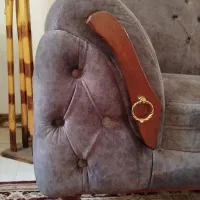 مبل چستر|مبلمان خانگی و میز عسلی|کاشان, گبرها|دیوار
