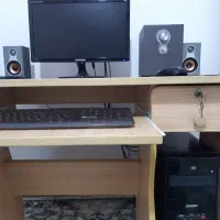 کامپیوتر سالم با میز|رایانه رومیزی|فردوس (خراسان), |دیوار