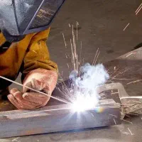 اگه تو خونه ات جایی جوشکاری کوچیک لازم داره