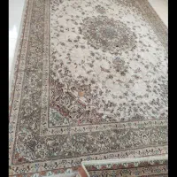 فرش ۹ متری دست دو به فروش میرسد
