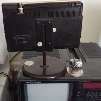 سه عدد دستگاه صوتی تصویری خاص|کلکسیون اشیاء عتیقه|مهاجران, |دیوار