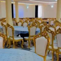 تالار ابتدای گلدشت با ظرفیت ۶۰۰ نفـر