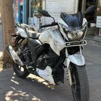 (اپاچی 180)لاکی ان اس ویگو