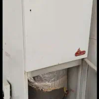 آبگرم ایستاده