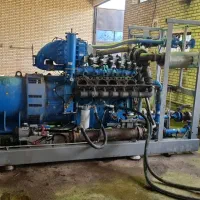 استخدام نیروی فنی