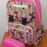 کیف مدرسه/جامدادی /کیف لقمه/ کیف آرایش|لوازم التحریر|قم, تولید دارو و یخچال|دیوار