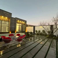 ویلا-270-متری-شهرکی-استخردار-با-سند-تک-برگ