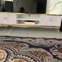 میز تلوزیون و جاگفشی و اینه