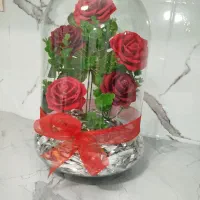 گل و گلدان