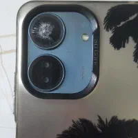 گوشی POCO c 65 در حد نو،شیشه دوربین شیکسته