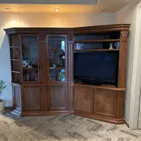 ویترین و‌جای تلویزیون