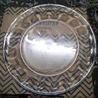 ۶عدد بشقاب پلو خوری و یک عدد شکلات خوری