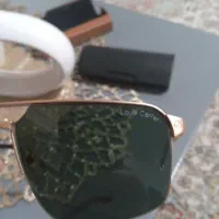 باسلام  یک عدد عینک افتابی اورجینال به فروش مرسد