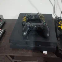 پی اس فور. ال سی دی.. ال ای دی