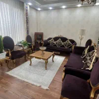 فروش یک دست مبل به همراه میز و میز عسلی