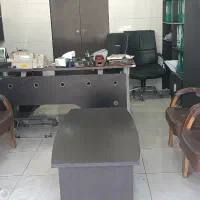 فروش فوری ست میز و صندلی اداری