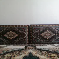 دو عدد پشتی سرمه ای و دو عدد موکت کناره یا راهرو|فرش|کرمانشاه, |دیوار
