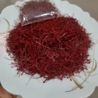 زعفران نگین قلم درشت
