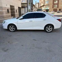 دنا پلاس اتوماتیک ۱۴۰۱