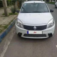 رنو ساندرو دنده‌ای، مدل ۱۳۹۶