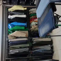 همکار فروشنده پوشاک زنانه