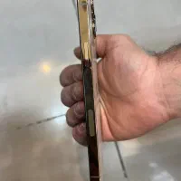 ایفون ۱۳پرومکس در حد|موبایل|میانه, |دیوار