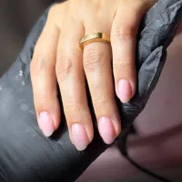 کاشت ناخن|خدمات آرایشگری و زیبایی|شهرکرد, |دیوار