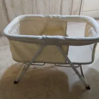 تخت نوزاد