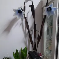 میز تلفن و چراغ خواب