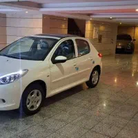 ۲۰۷ اتوماتیک سقف شیشه