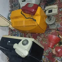 تلوزیون  فانوس تلفن گردسوز صفحه گرام سنگ آسیاب ریش|کلکسیون اشیاء عتیقه|رشت, جانبازان|دیوار