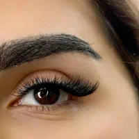 کاشت مژه با هر مدل دلخواه ۴۰۰