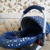 کریر و ساک همراهش