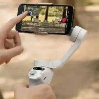 فیلمبردار و تدوینگر