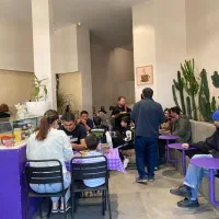 مدیر/سرپرست داخلی حرفه‌ای صبحانه‌سرا خانم و آقا