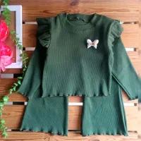 حراج لباس بچگانه به علت جمع اوری مغازه