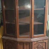 میز تحریر و کمد