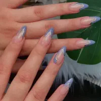 کاشت و ترمیم ناخن