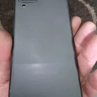گوشی سامسونگ a12 با کارتن و یه رم ۳۲ ،