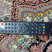 تلویزیون 39 اینج TCL به همراه میز تلویزیون|تلویزیون و پروژکتور|دماوند, گیلاوند|دیوار