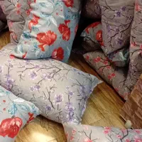 بالشت پرزی مناسب برای خواب و پشتی