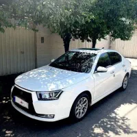 دنا پلاس توربو ۶ دنده مدل ۱۴۰۲ با سانروف