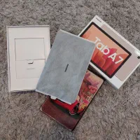 تبلت Samsung galaxy tab A7 در حد آک با لوازم