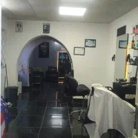واگذاری سالن آرایش مردانه فعال 55 متری