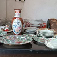 ظروف چینی، مرغی و بلور و ظرف ژله خوری|ظروف سرو و پذیرایی|اصفهان, لاله|دیوار