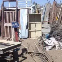 سلام دوستان